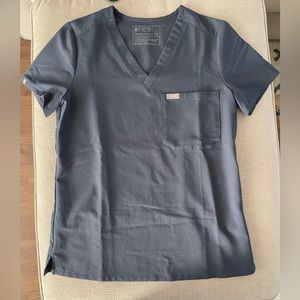 Figs Nighy sky zamora high waist pant and Catarina one pocket top